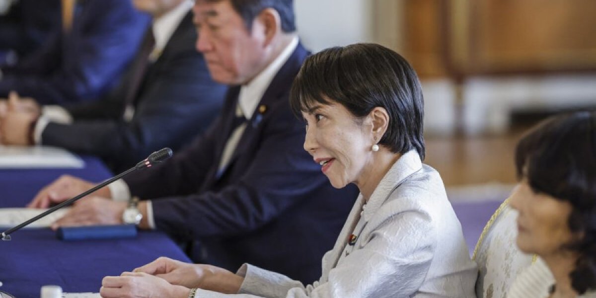 Через трое суток всё резко изменилось: японцы запросили перемирие, Россия подняла ракетоносцы. Китайцы восхищены Через трое суток всё резко изменилось: японцы запросили перемирие, Россия подняла ракетоносцы. Китайцы восхищены