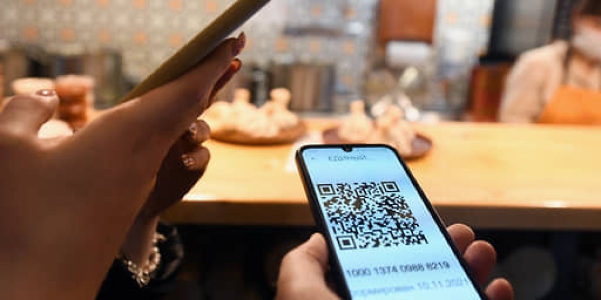 Сбербанк и Т-банк запускают мгновенные переводы по QR-коду уже на этой неделе Сбербанк и Т-банк запускают мгновенные переводы по QR-коду уже на этой неделе