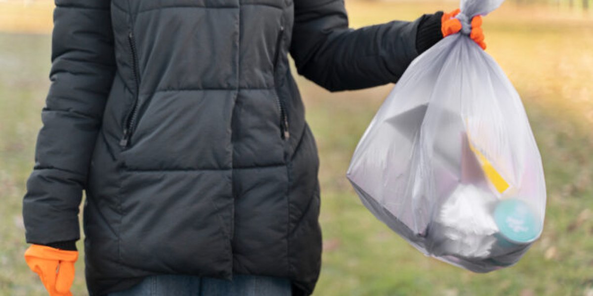 Секрет ведра, в котором мешок меняется сам: хитрость для вечной чистоты Секрет ведра, в котором мешок меняется сам: хитрость для вечной чистоты