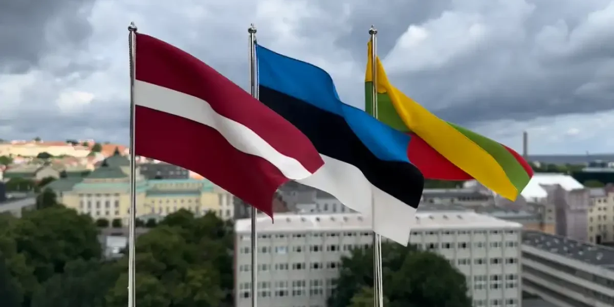 «Бедные эстонцы не заслужили!»: интернет взорвался из-за скандальной идеи объединить Балтию «Бедные эстонцы не заслужили!»: интернет взорвался из-за скандальной идеи объединить Балтию