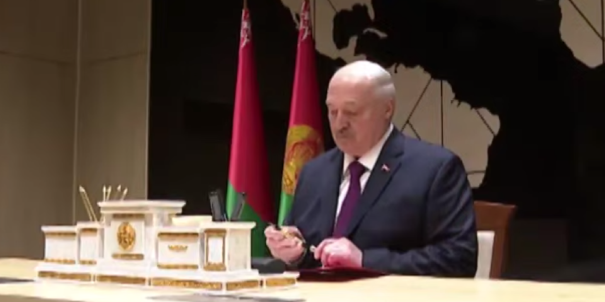 Батька – Госдепу: «Ваше Превосходительство». России маячит вторая Украина? Батька – Госдепу: «Ваше Превосходительство». России маячит вторая Украина?