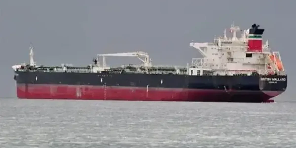 Трамп сказал, что «русская подлодка сбежала», освободил двух россиян с «Маринеры» и знал об ударе «Орешником» Трамп сказал, что «русская подлодка сбежала», освободил двух россиян с «Маринеры» и знал об ударе «Орешником»