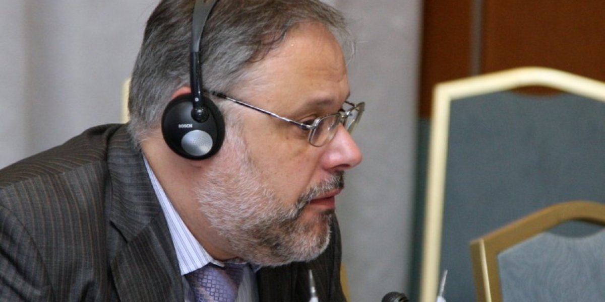 Хазин объяснил, почему Путин не убирает либеральную команду — может стать хуже Хазин объяснил, почему Путин не убирает либеральную команду — может стать хуже