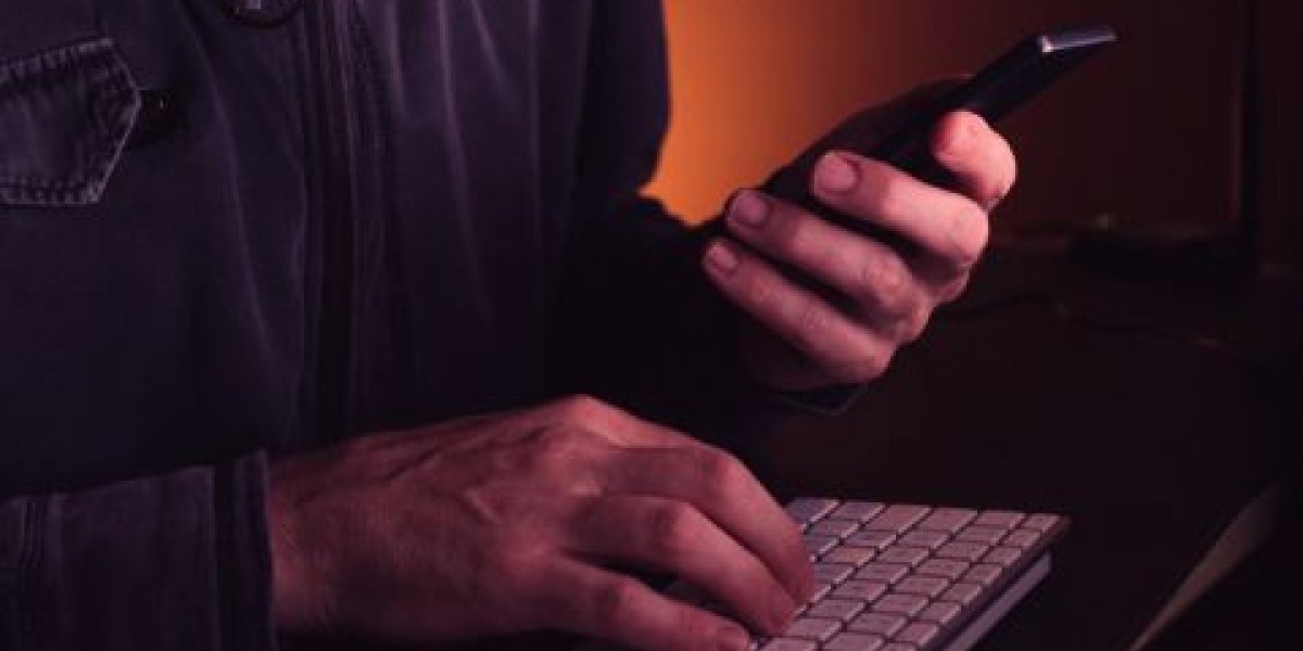 «Цифровая чума»: названы главные способы кражи денег с банковских счетов через мобильные приложения «Цифровая чума»: названы главные способы кражи денег с банковских счетов через мобильные приложения