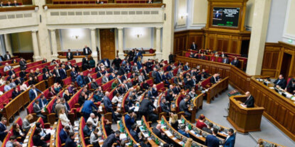 «38 нардепов Рады под капельницами». Киев раскручивает тему «диверсии России» «38 нардепов Рады под капельницами». Киев раскручивает тему «диверсии России»