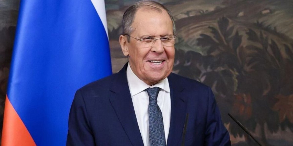 Лавров ждал этого 35 лет. Его реакция изумила китайцев Лавров ждал этого 35 лет. Его реакция изумила китайцев